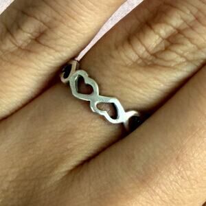sterling silver hearts band ring size 6